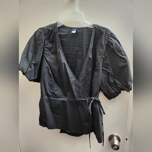 Black wrap around top